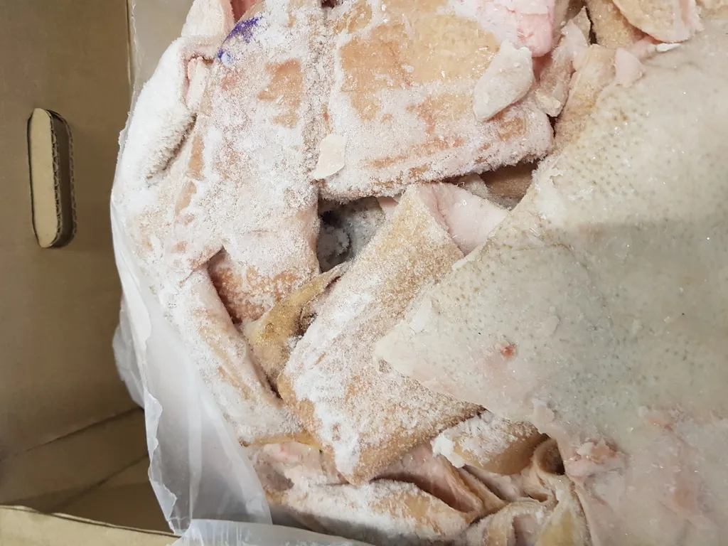 шкура свиная  - 30 руб/кг в Ульяновске